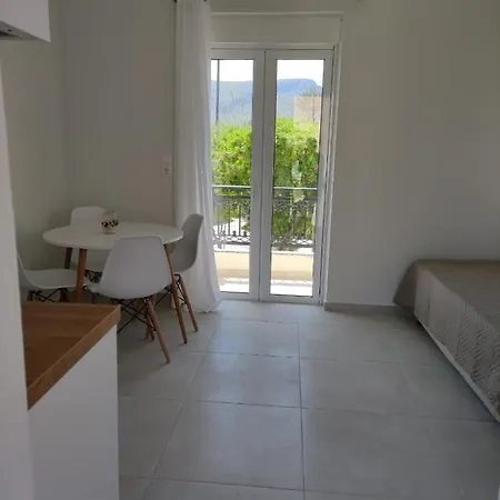 Yannis Apartments Amoudara  Exterior photo