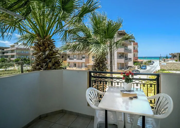 Yannis Apartments