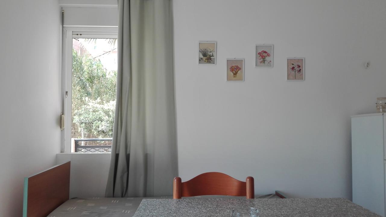 Yannis Appartement *